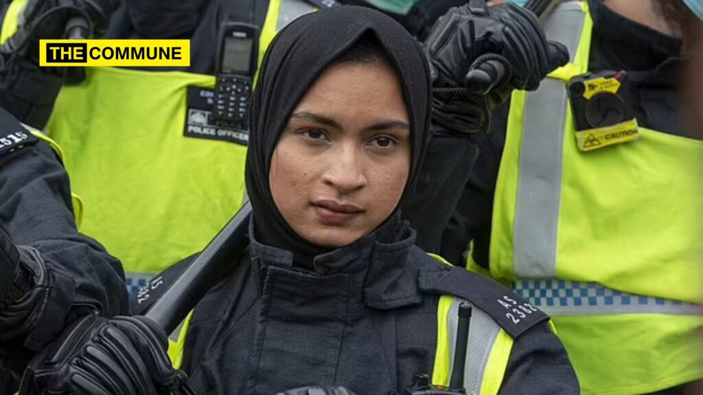 Great Britain: For a time presented as a model, a veiled Muslim policewoman suspended: she tweeted anti-Semitic, anti-"kufar" messages and was in regular contact with a suspected jihadist woman in Syria