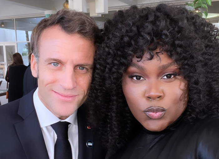 Barely crowned godmother of the Francophonie 2024 by Macron, the singer Yseult is banned from twitter for having violated the rules of the platform (Update)